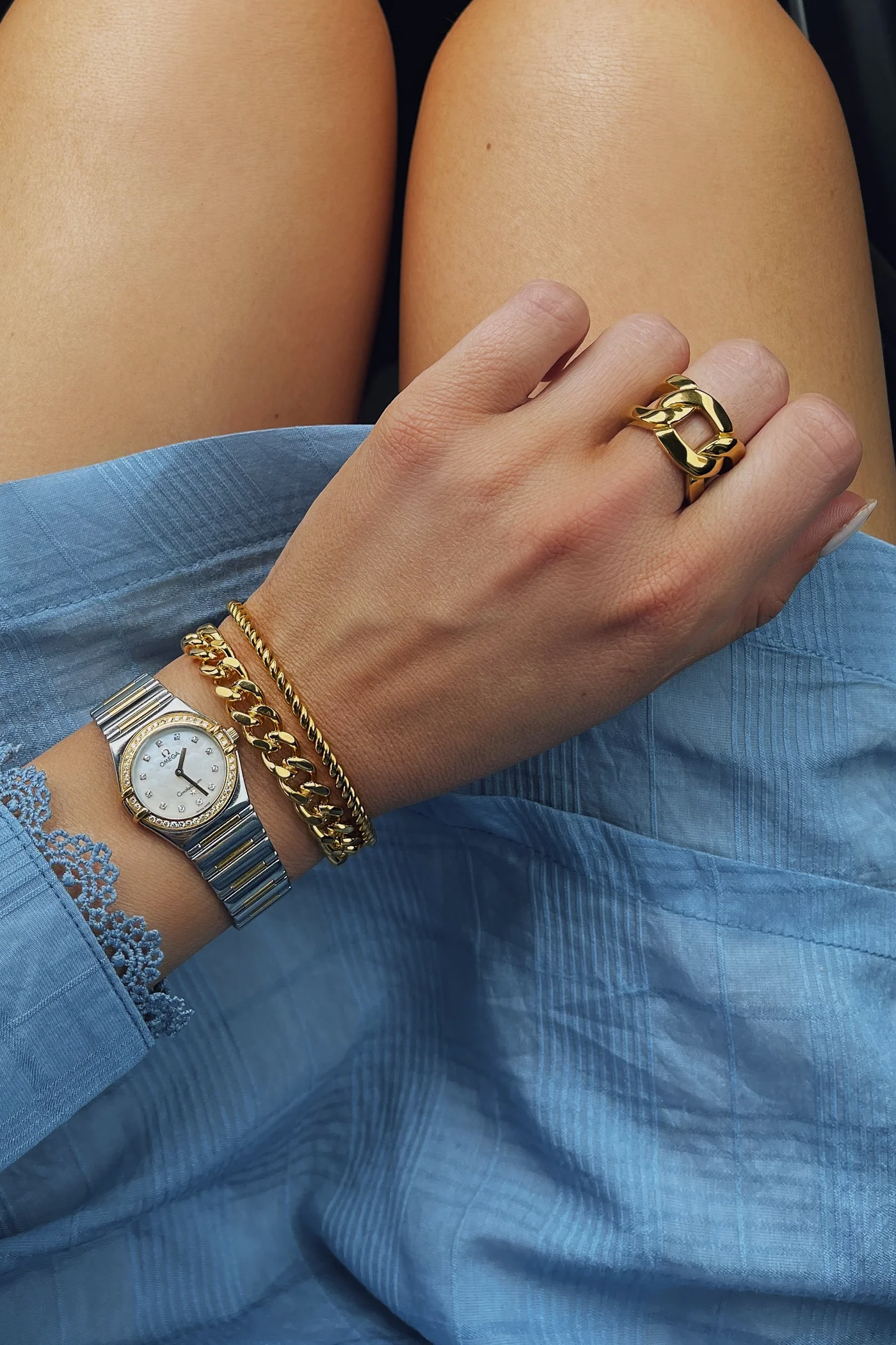 Gold Knot Ring – Chunky Interlocking Statement Band