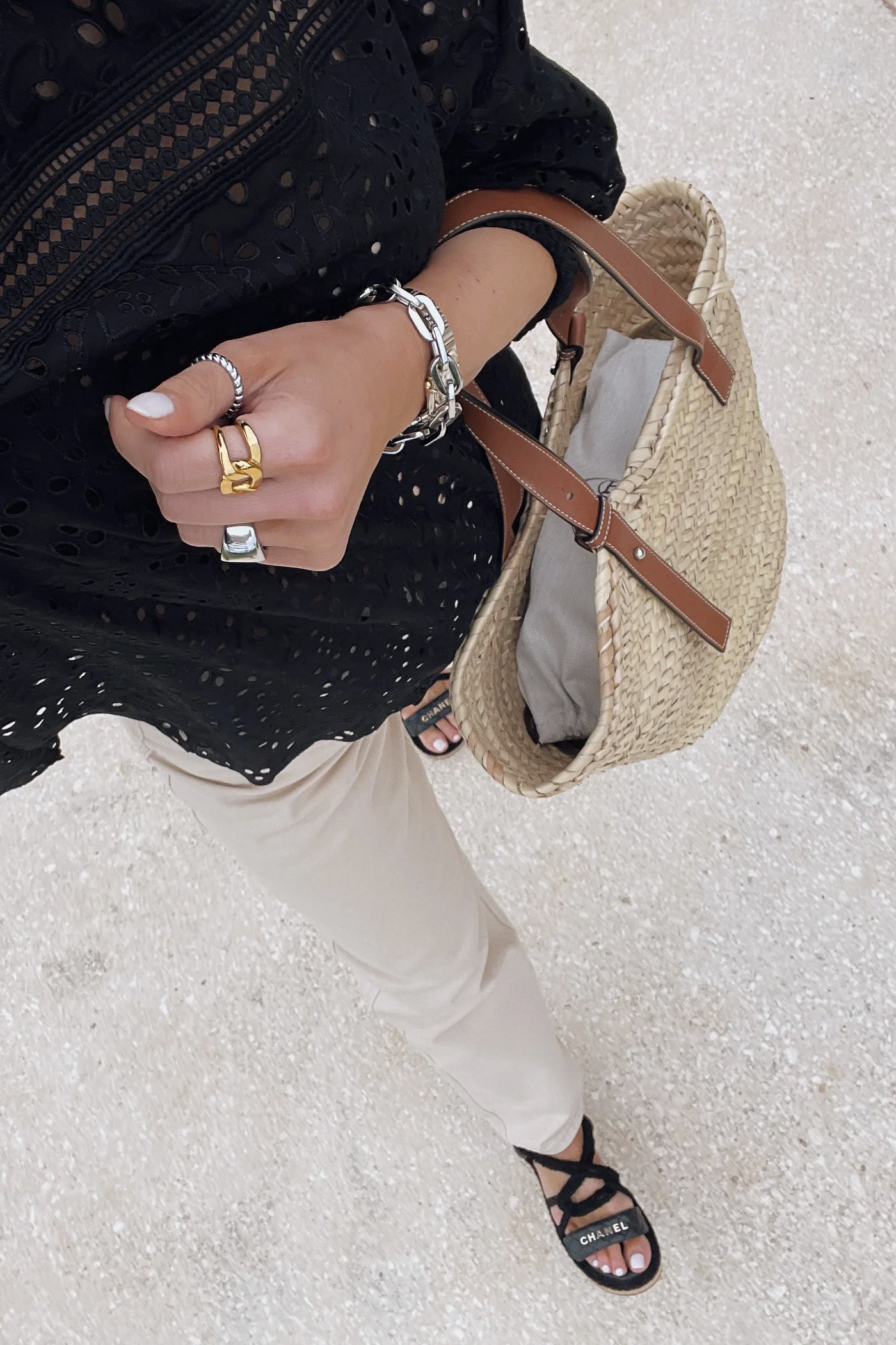 Gold Knot Ring – Chunky Interlocking Statement Band