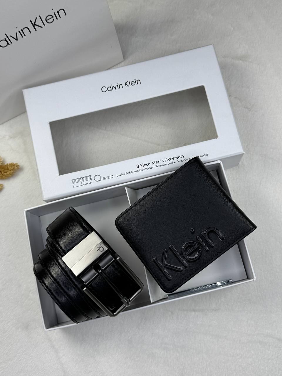 Calvin Klein Men’s Leather Wallet & Reversible Belt Gift Set – Premium Double-Face Belt with Classic Bifold Wallet