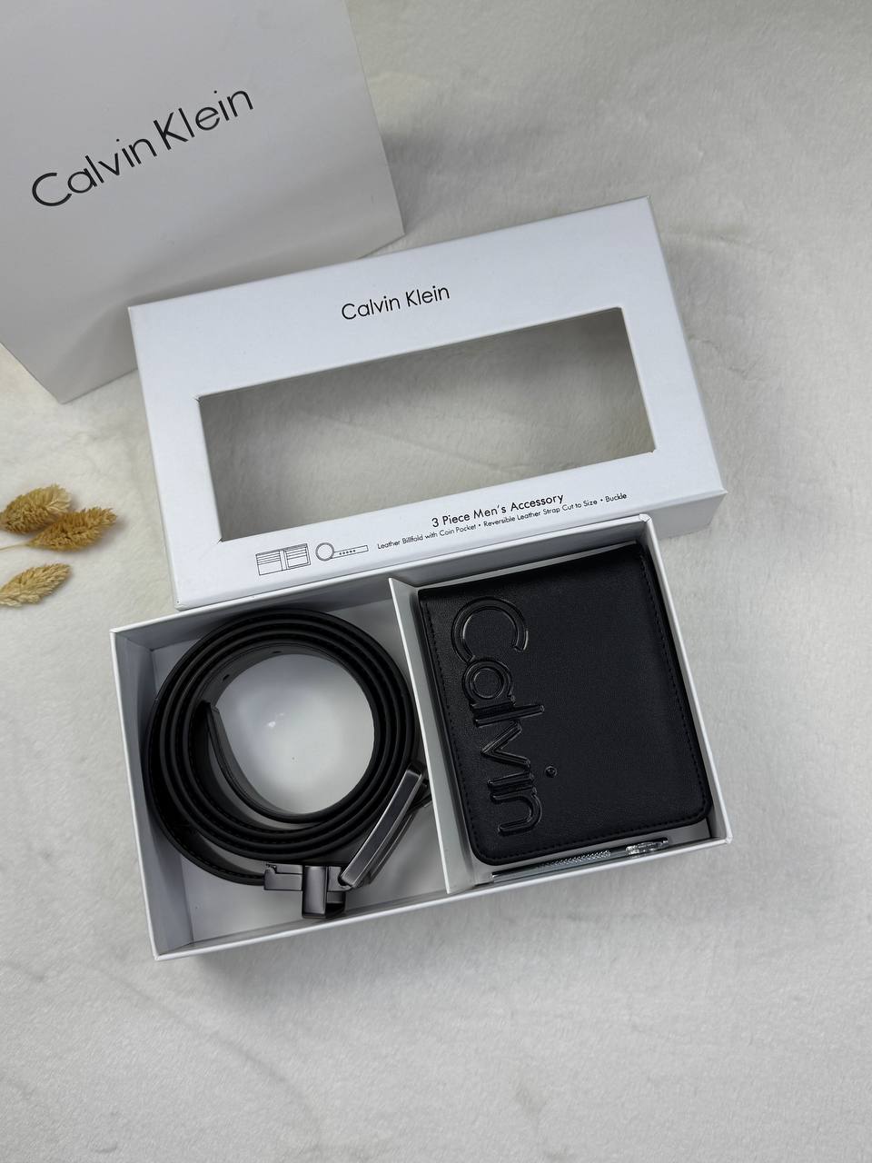 Calvin Klein Men’s Leather Wallet & Reversible Belt Gift Set – Premium Double-Face Belt with Classic Bifold Wallet