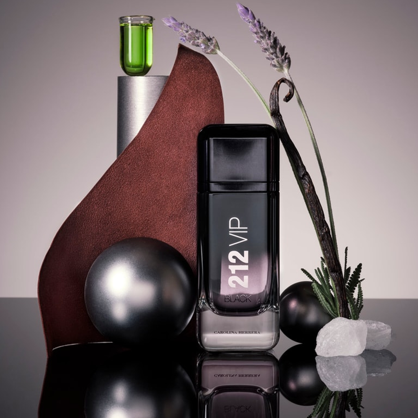 Carolina Herrera 212 VIP Black – Eau de Parfum for Men