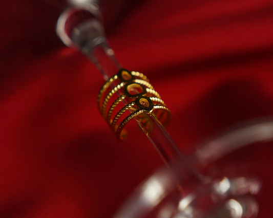 Bloom Lines Ring – Stylish Gold-Tone Fashion Ring with Floral Accents